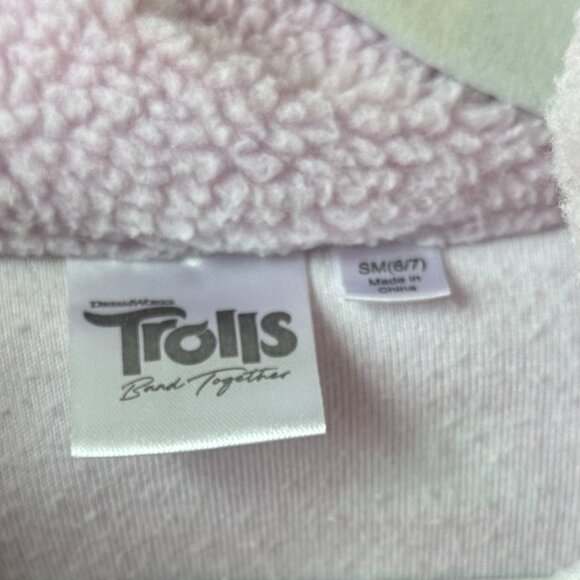 Girls' Trolls Poppy Faux Shearling Pullover Sweatshirt - S 6/7 - Picture 4 of 4